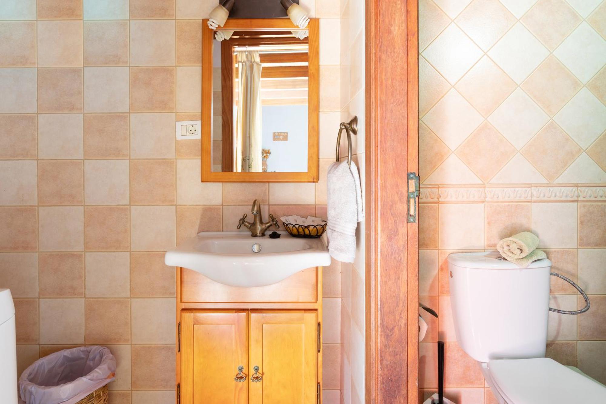 Stunning Rustic House El Pinar & Wifi Pension Buitenkant foto