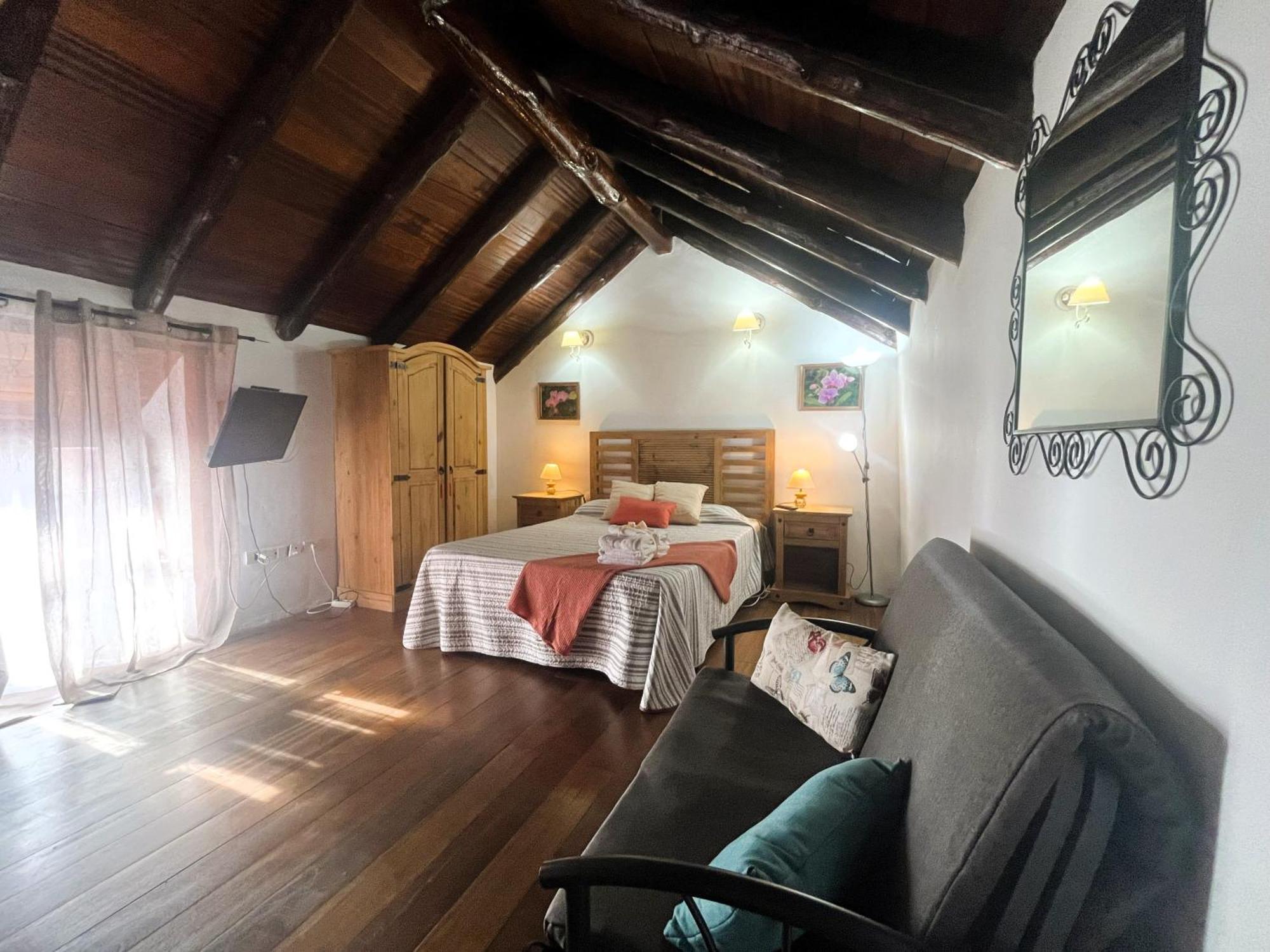 Stunning Rustic House El Pinar & Wifi Pension Buitenkant foto