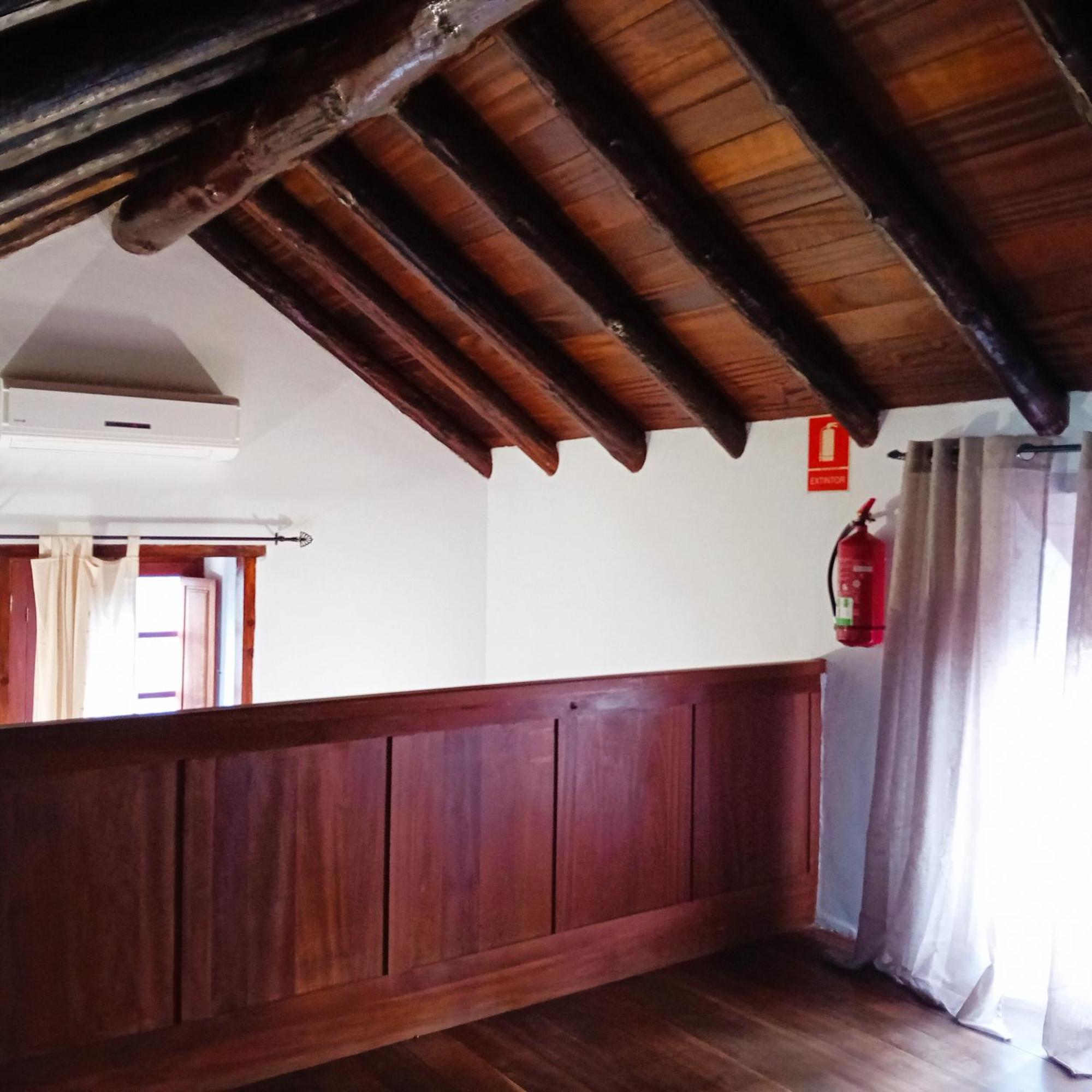 Stunning Rustic House El Pinar & Wifi Pension Buitenkant foto